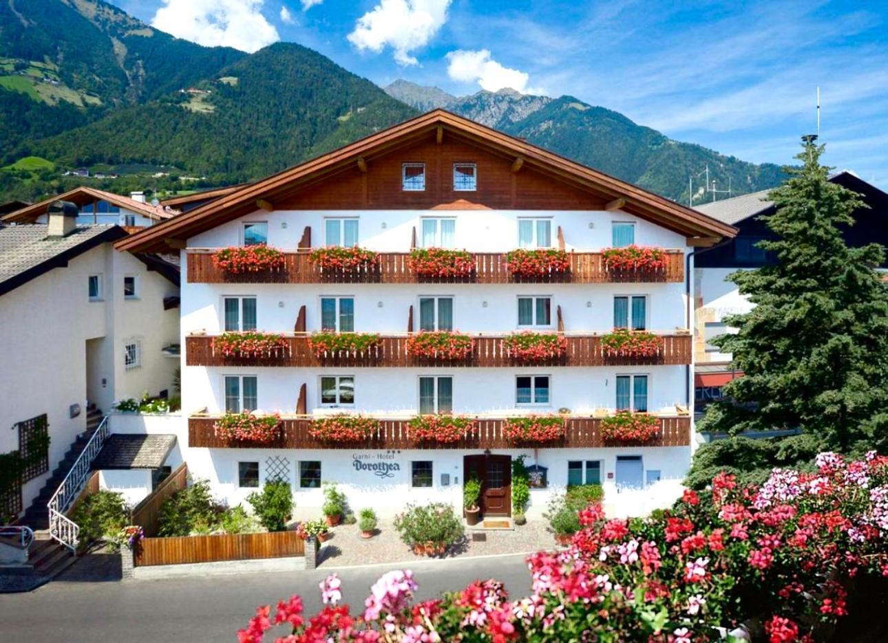 Garni Hotel Dorothea Tirolo Ngoại thất bức ảnh